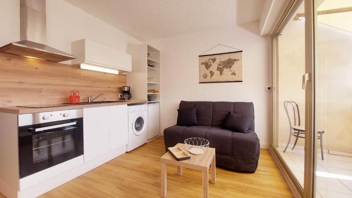 Studio Chez Nanie Residence Le Concorde Cannes Marina Mandelieu Exteriör bild